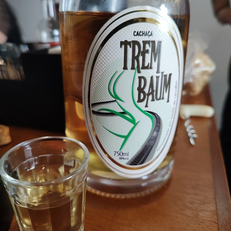 CACHAÇA TREM BAUM CARVALHO