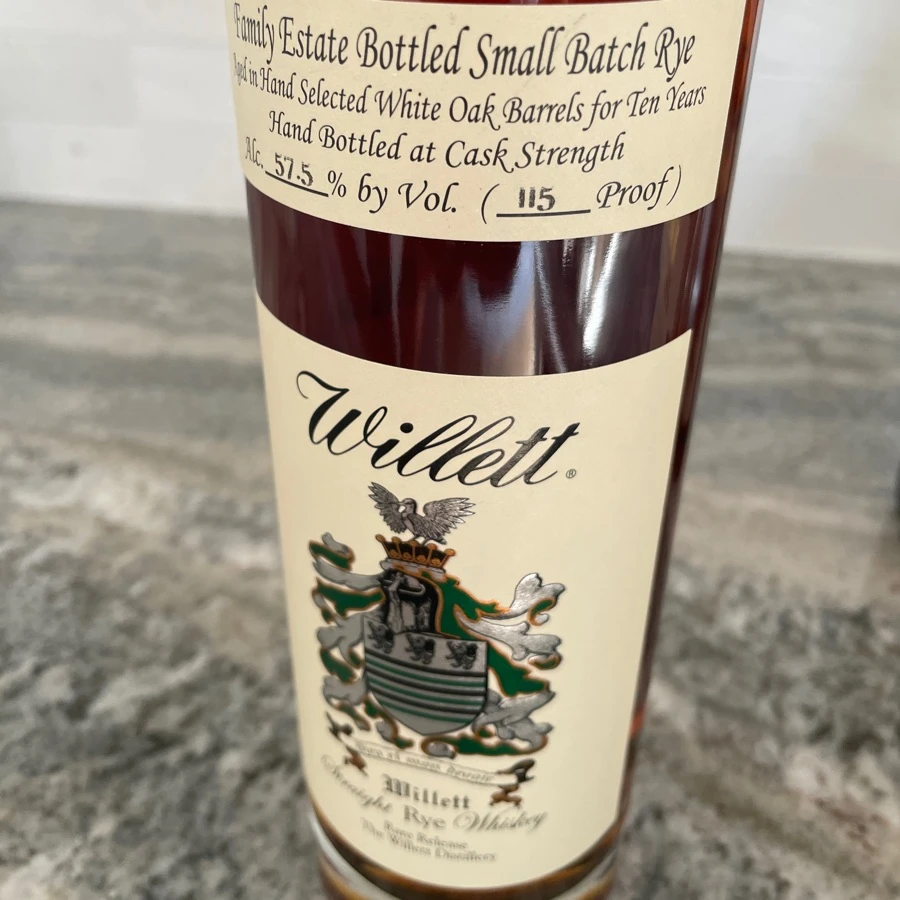 Family Estate Bottled Small Batch Rye 10yr