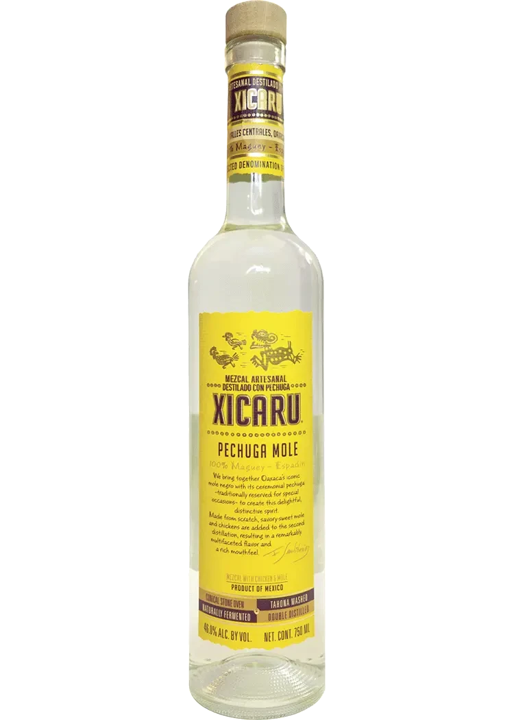 Xicaru pechuga mole