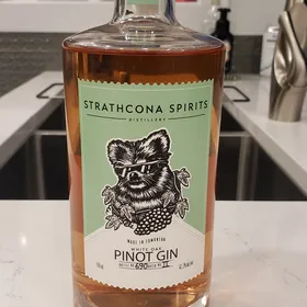 Strathcona Spirits White Oak Pinot Gin