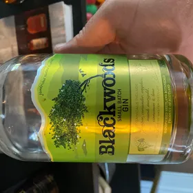 Blackwoods small batch gin