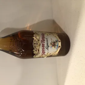 Nassau Royale Liqueur