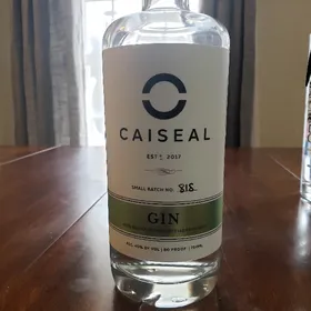 Caiseal Gin