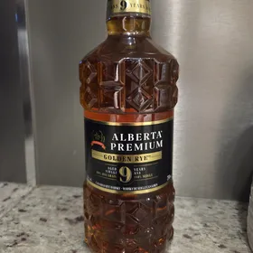 Alberta Premium Golden Rye Aged 9 Years