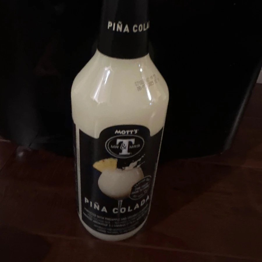 Motts Pina Colada