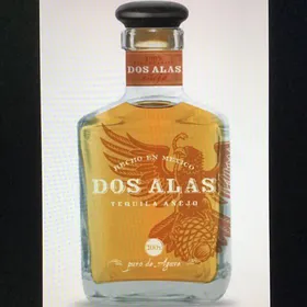 Dos Alas Añejo