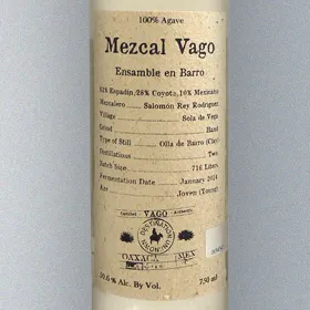 Mezcal Vago Ensamble en Barro