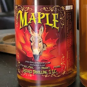 Jackazz Distilling Maple Shine