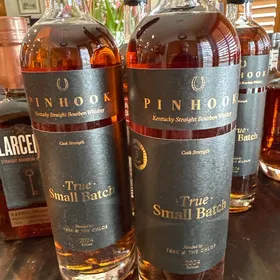 Pinhook Kentucky Straight Bourbon Whiskey True Small Batch T8KE @ The Chloe 2024