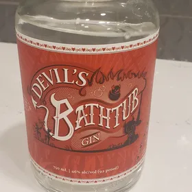 Honeoye Falls Devil's Bathtub Gin