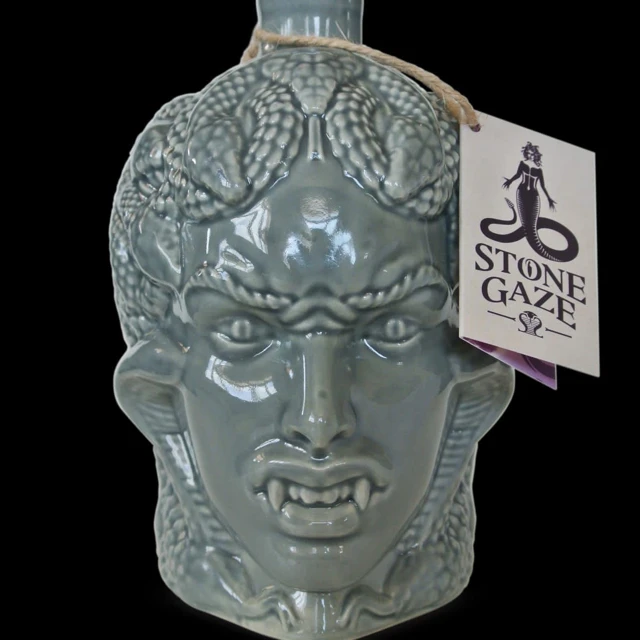 Stone Gaze Sour Berry Rum