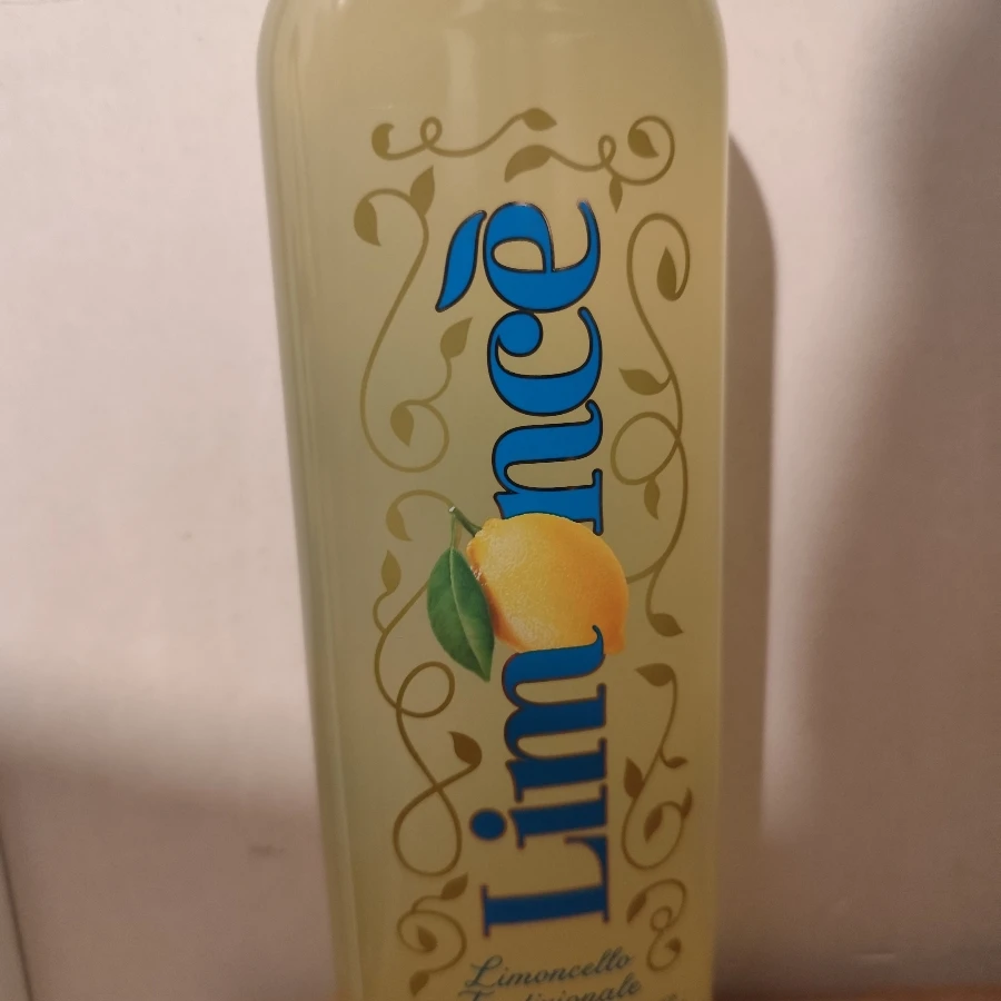 Limoncè Limoncello