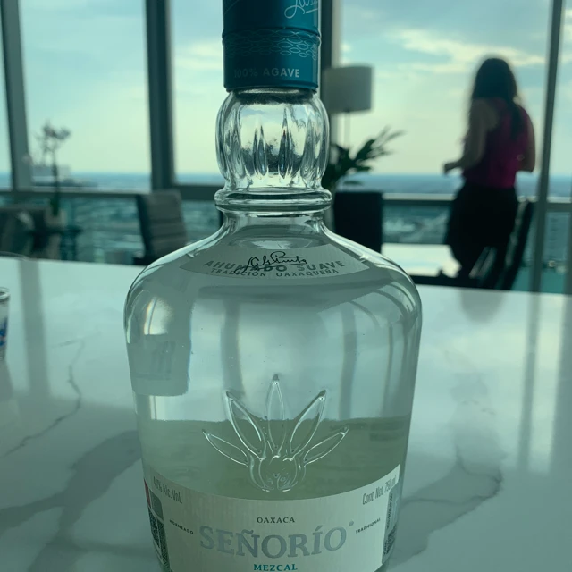Señorio Mezcal Joven