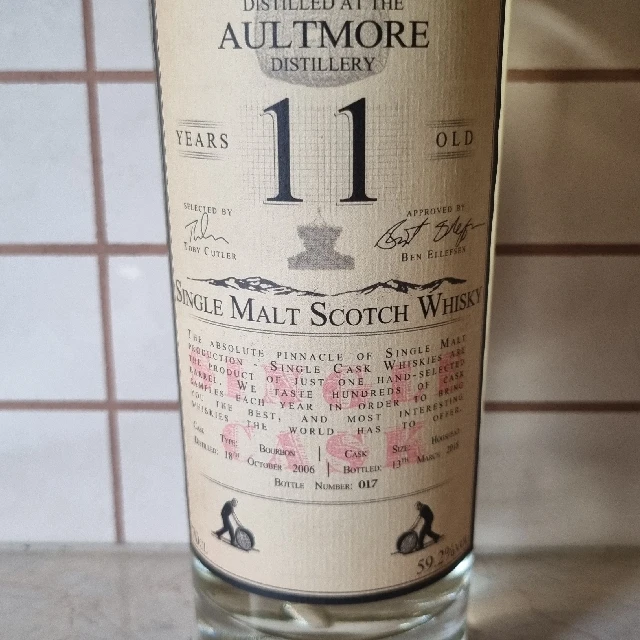 Aultmore master of malt