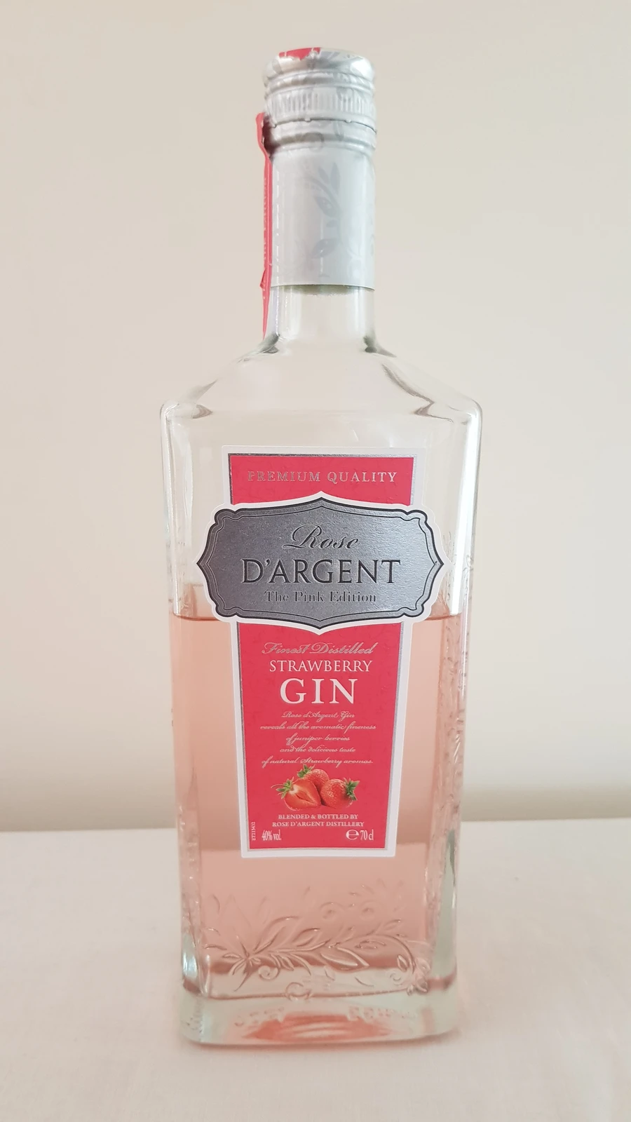 Rose d'Argent Strawberry Gin