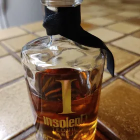 Insolente Añejo