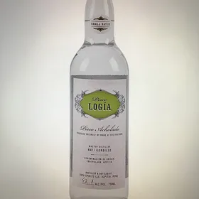Pisco Logia Pisco Acholado