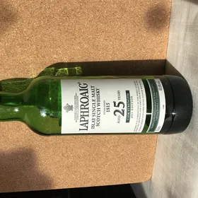 Laphroaig 25 Year Cask Strength (2011 Edition)