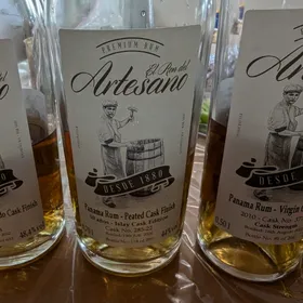 Artesano Panama Rum - Peated Cask Finish - 10 años Islay Cask Edition - Cask No. 285-22
