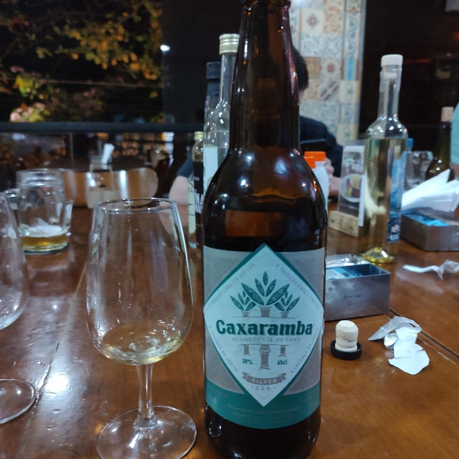 CAXARAMBA AGUARDENTE DE CANA SILVER OAK