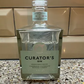 curator's gin