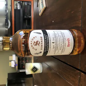 Bunnahabhain 2014 4 Year Staoisha Heavily Peated (Signatory) Binny's