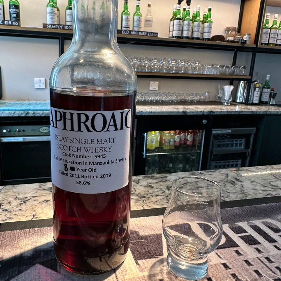 Laphroaig 8 year Manzanilla Sherry
