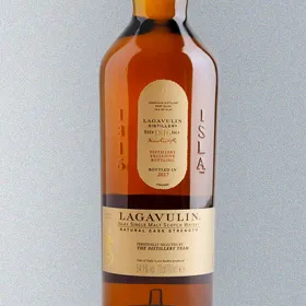 Lagavulin Distillery Exclusive 2017
