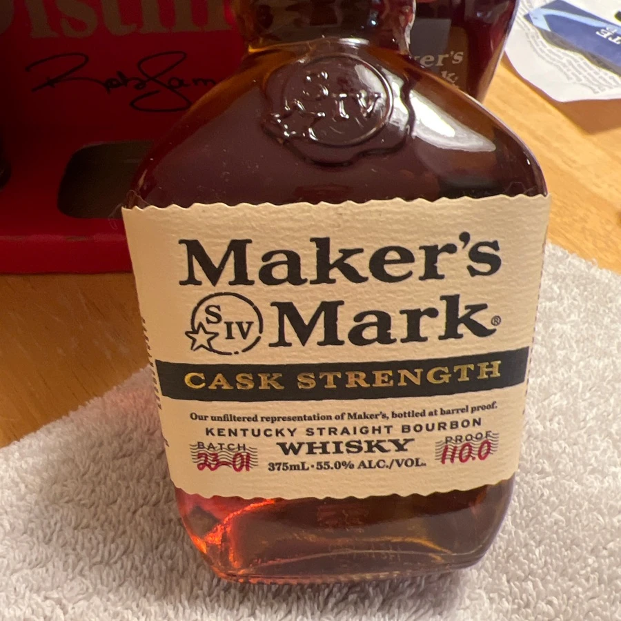 Maker's Mark SIV Cask Strength Batch 23-01 (Art Of The Oak 2023 Limited Edition)
