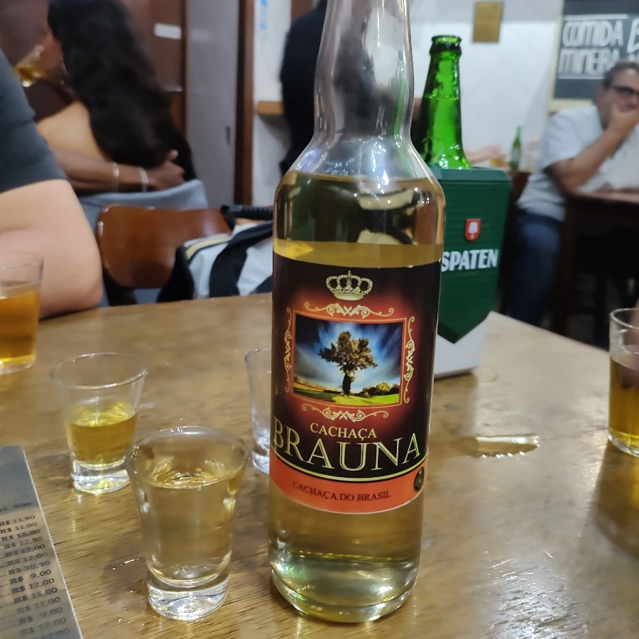 CACHAÇA BRAUNA OURO