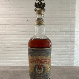 World Whiskey Society Kentucky Straight Bourbon Whiskey Finished in Japanese Mizunara Oak Shochu Barrels