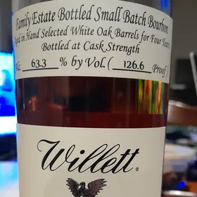 Willett Straight Kentucky Bourbon Whiskey