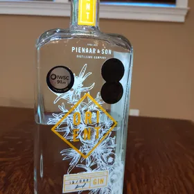 Pienaar & Son Orient Gin