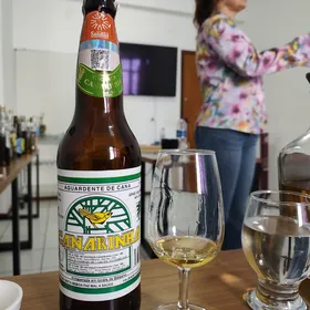 CACHAÇA CANARINHA