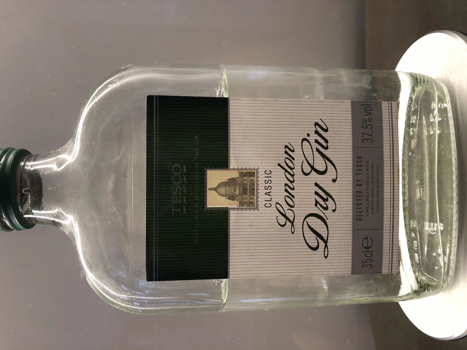 Tesco london dry gin Classic