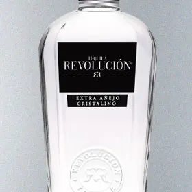 Tequila Revolución Extra Añejo Cristalino