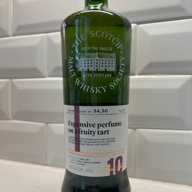 SMWS 54.50 Expensive Perfume on a Fruity Tart