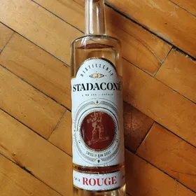 Stadaconé rouge