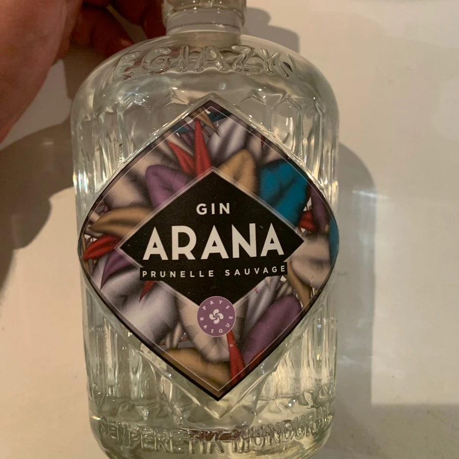 Egiazki Arana Gin