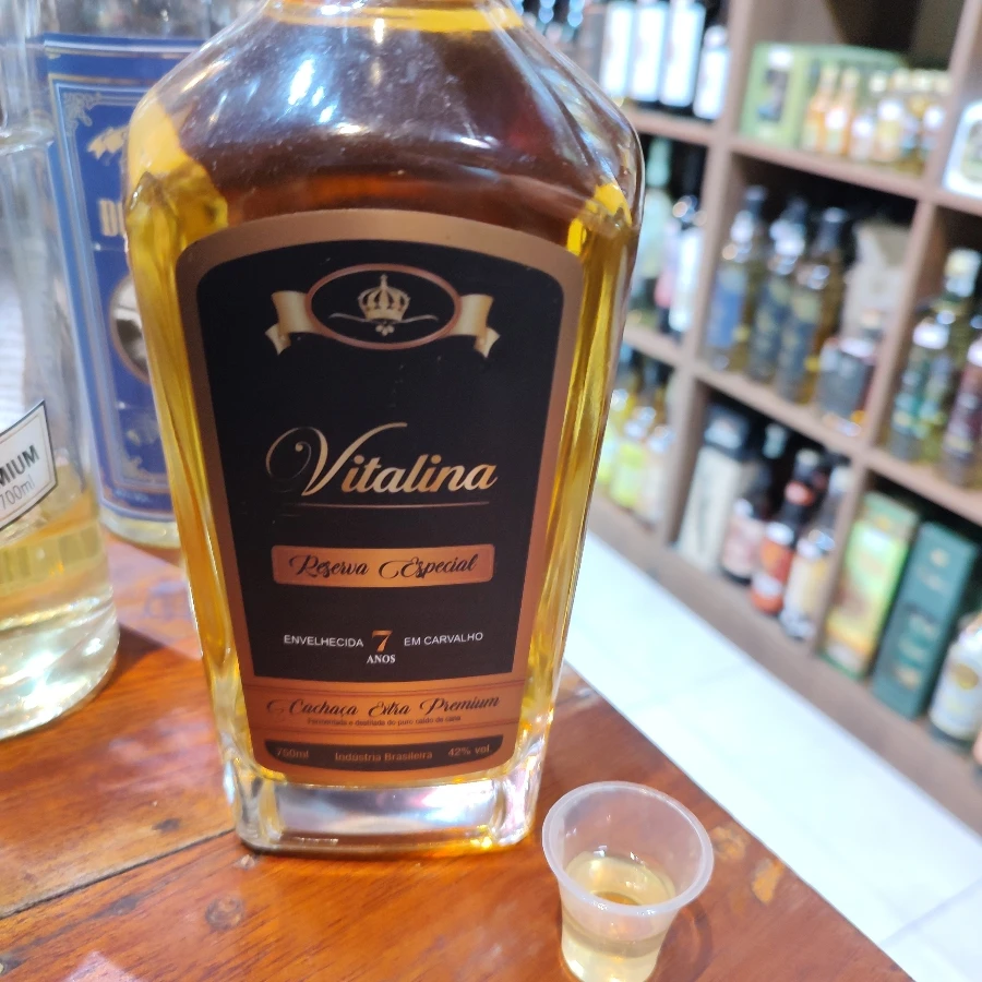 CACHAÇA VITALINA RESERVA ESPECIAL 7 ANOS CARVALHO