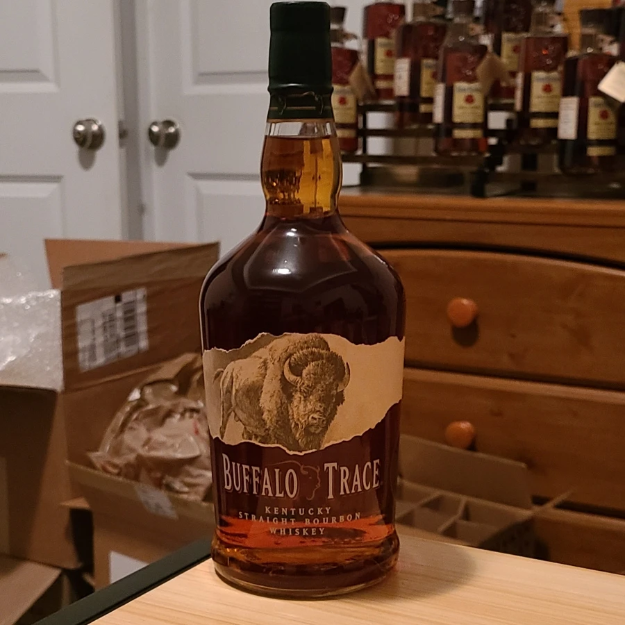 Buffalo Trace Bourbon (R&R)