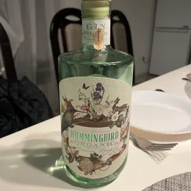 The HummingBird Organic Premium Spirit Gin