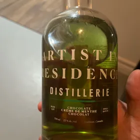 Artist in Residence Crème Menthe Chocolat Liqueur