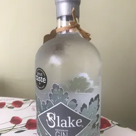 Slake Hedgerow Gin