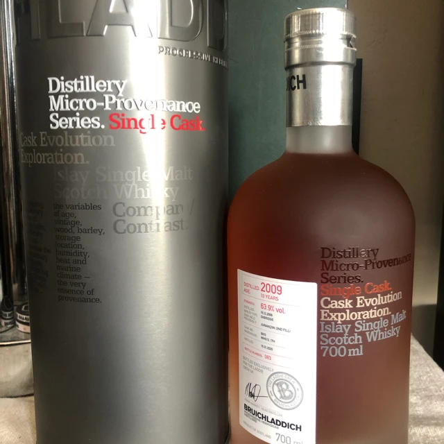 Bruichladdich micro-provenance single cask 2009 10 years old Jurancon Cask
