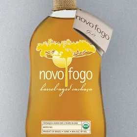 Novo Fogo Single Barrel 152 Cachaça