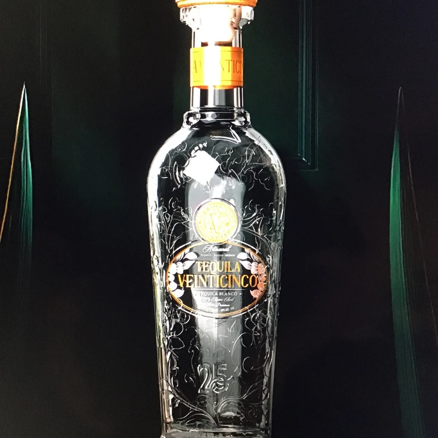 Tequila Veinticinco Blanco