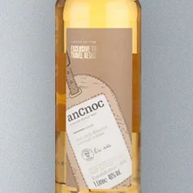 anCnoc Peter Arkle Luggage