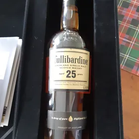 Tullabardine aged 25 years