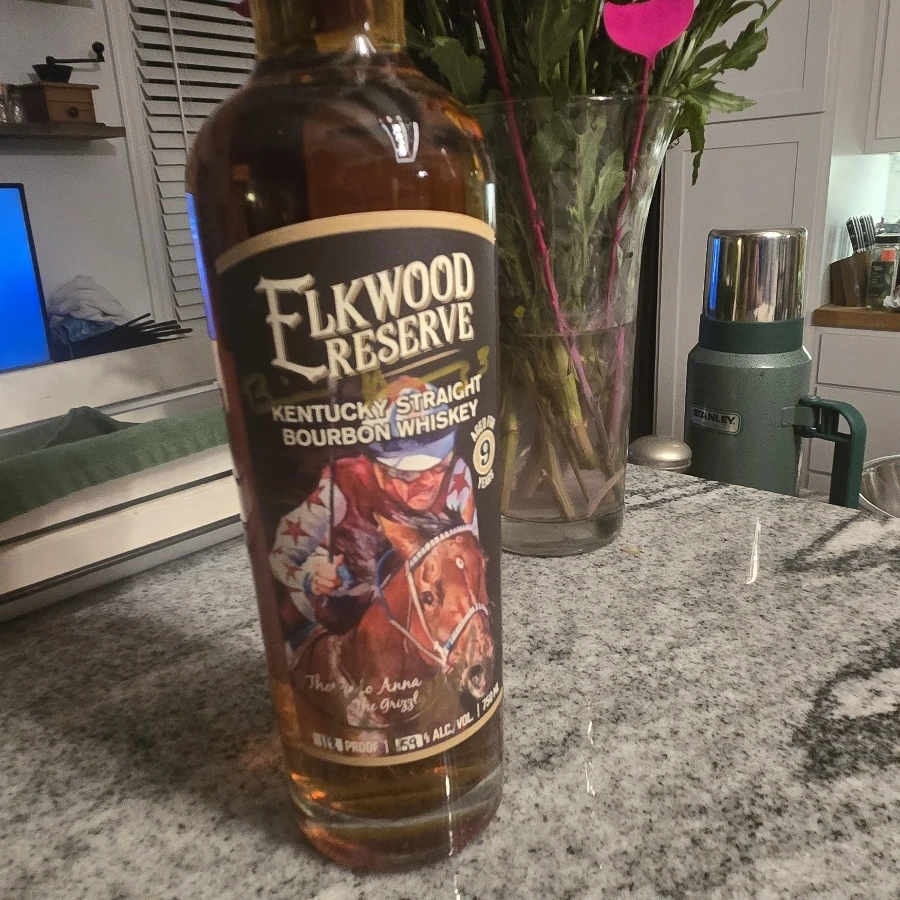 Elkwood Reserve Kentucky straight Bourbon whiskey